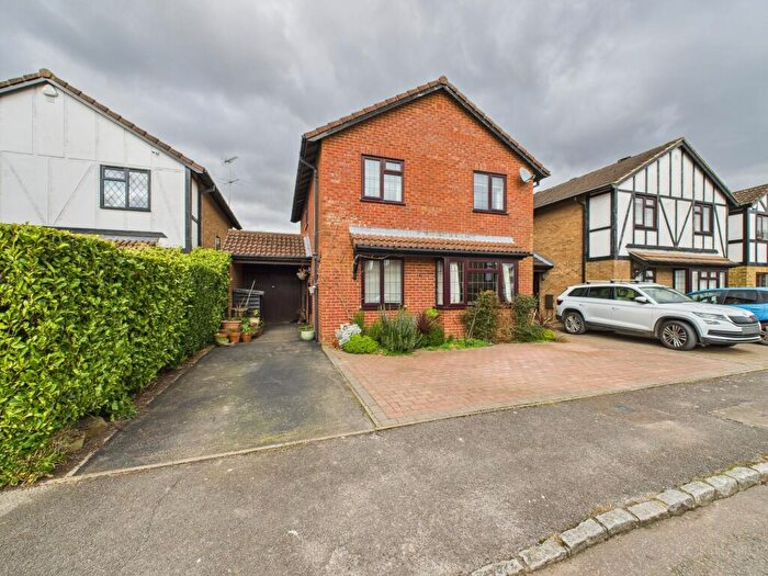 4 Bedroom Detached House For Sale In Clayfields, Penn, HP10