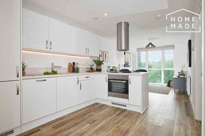 1 Bedroom Flat To Rent In Wellington Park Way, Leeds, LS1