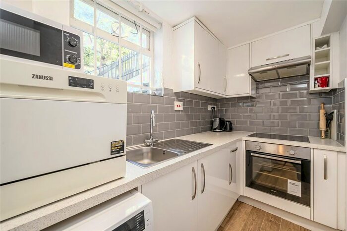 1 Bedroom Flat To Rent In Philbeach Gardens, London, SW5