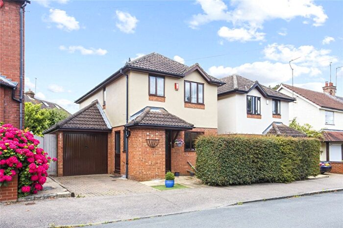 3 Bedroom Detached House For Sale In Coleswood Road, Harpenden, Hertfordshire, AL5