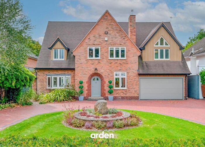 5 Bedroom Detached House For Sale In Alderbrook Road, Solihull, B91