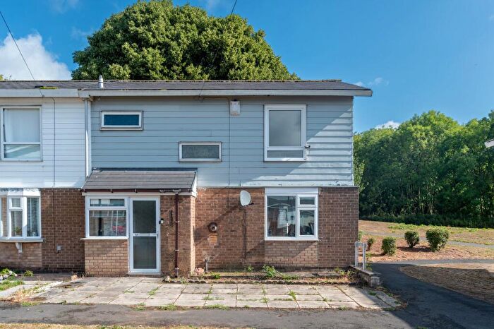 3 Bedroom Terraced House For Sale In Hazlebarrow Drive, Jordanthorpe, S8
