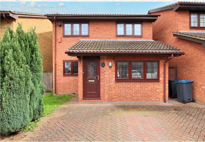 4 Bedroom Detached House To Rent In Littlebrook Close, Shirley, Croydon, CR0