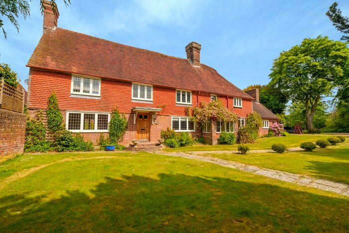 5 Bedroom Detached House To Rent In Piltdown, Uckfield, TN22