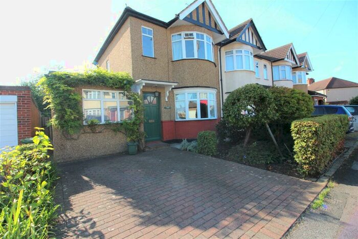 3 Bedroom End Of Terrace House To Rent In Brixham Crescent, Ruislip, HA4