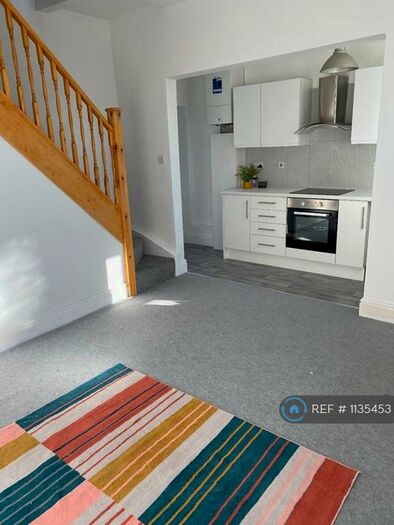 3 Bedroom Terraced House To Rent In Torr Street, Buxton, SK17