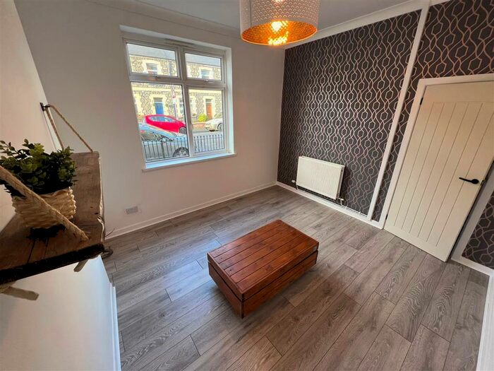 4 Bedroom House To Rent In Lead Street, Cardiff, CF24