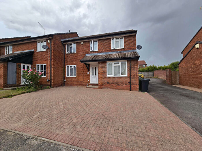 4 Bedroom Detached House To Rent In Robinswood, LU2