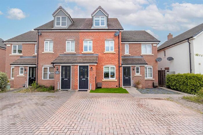 3 Bedroom Terraced House For Sale In Duckett Place, Whitnash, Leamington Spa, CV31