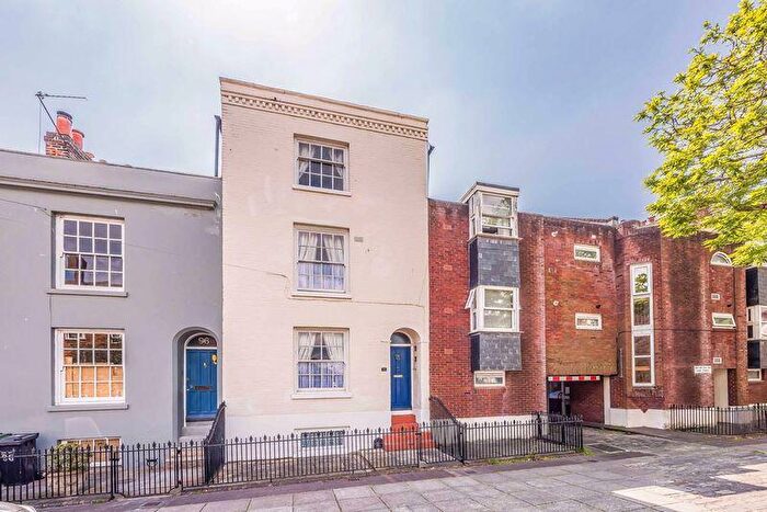 4 Bedroom Terraced House For Sale In King Street, Southsea, PO5