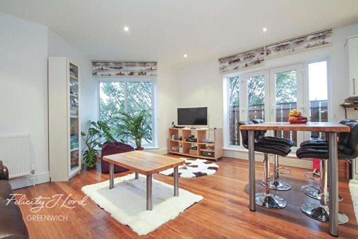 2 Bedroom Apartment To Rent In Bush Road, London, SE8