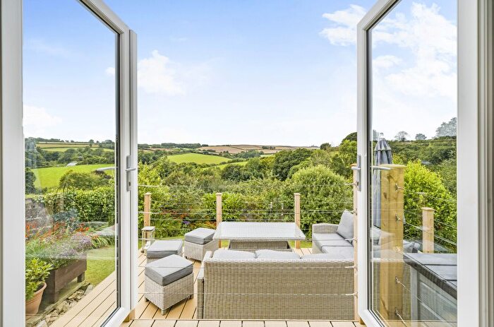 2 Bedroom Detached Bungalow For Sale In Trevelmond, Liskeard, Cornwall, PL14