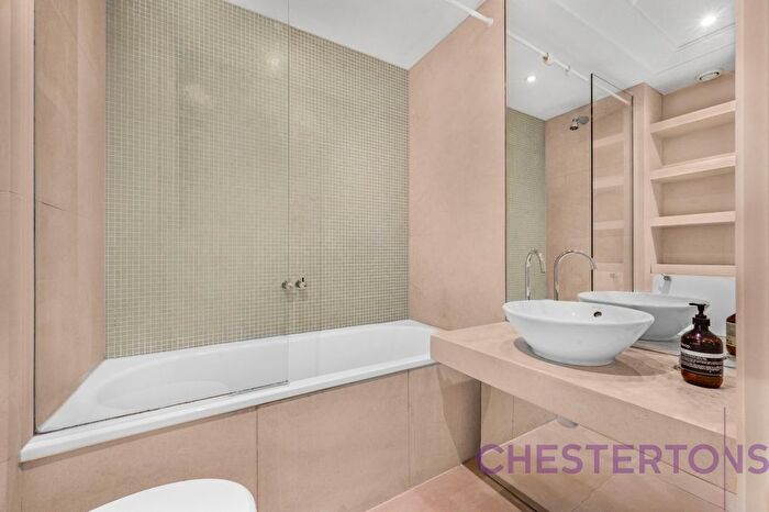 1 Bedroom Flat To Rent In New Providence Wharf, Fairmont Avenue, E14