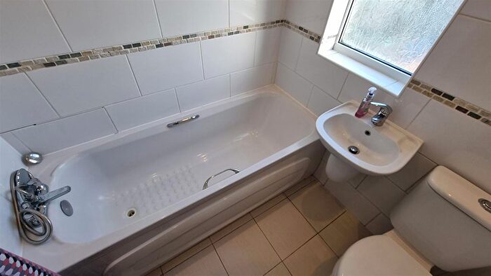 2 Bedroom End Of Terrace House To Rent In Purcell Road, Coventry, CV6
