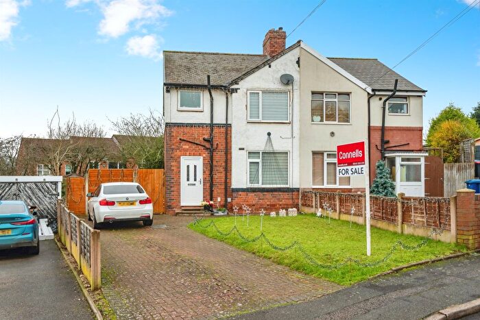 3 Bedroom Semi-Detached House For Sale In Beacon Gardens, Lichfield, WS13