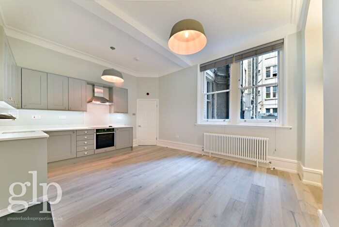 2 Bedroom Flat To Rent In Shaftesbury Avenue, Soho, W1D