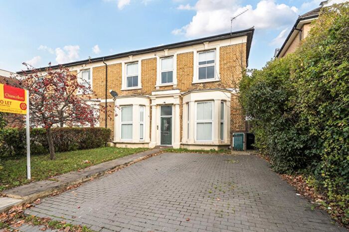 5 Bedroom Semi Detached House To Rent In Alexandra Grove, North Finchley, N12