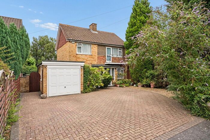 3 Bedroom Detached House For Sale In Shelley Road, High Wycombe, HP11