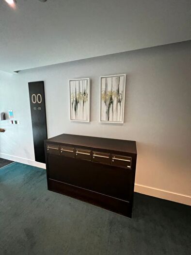 1 Bedroom Flat To Rent In Flat, Kayani Avenue, N4