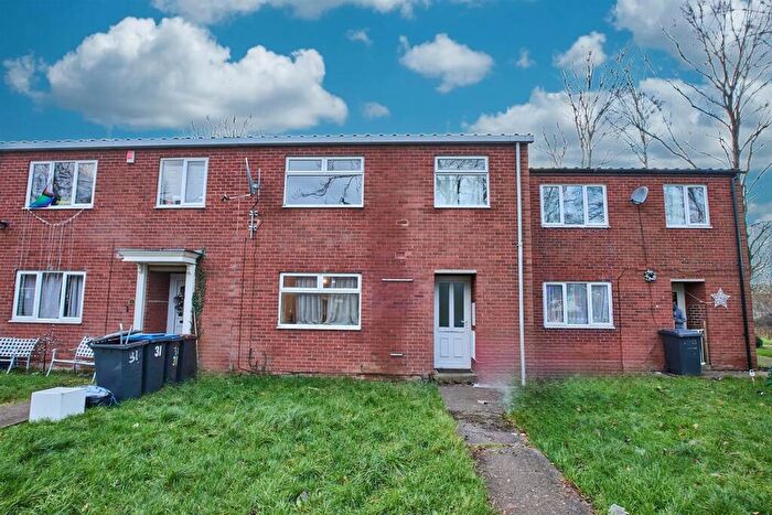 3 Bedroom Town House For Sale In Avon Walk, Hinckley, LE10