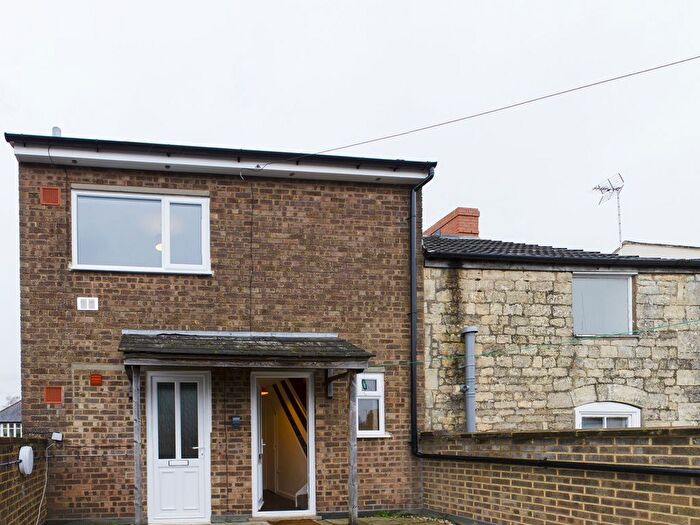 1 Bedroom Flat To Rent In High Street, Stonehouse, Glos, GL10