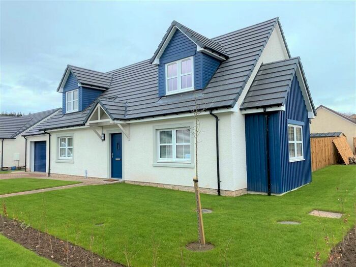 4 Bedroom Detached House To Rent In Balvaird Avenue, Scone, PH2