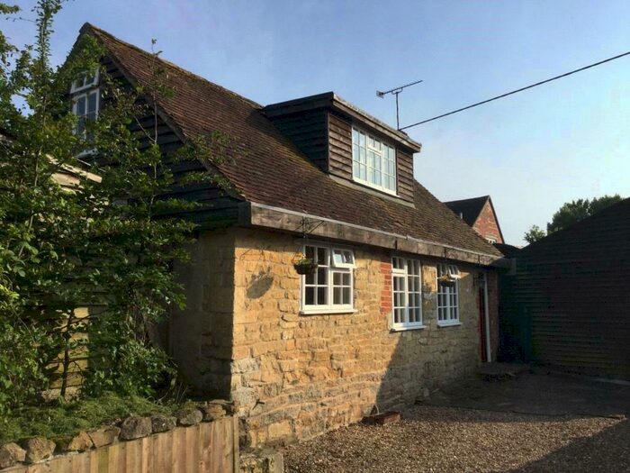 1 Bedroom Detached House To Rent In The Old Farmhouse, Fiddleford, Sturminster Newton, DT10