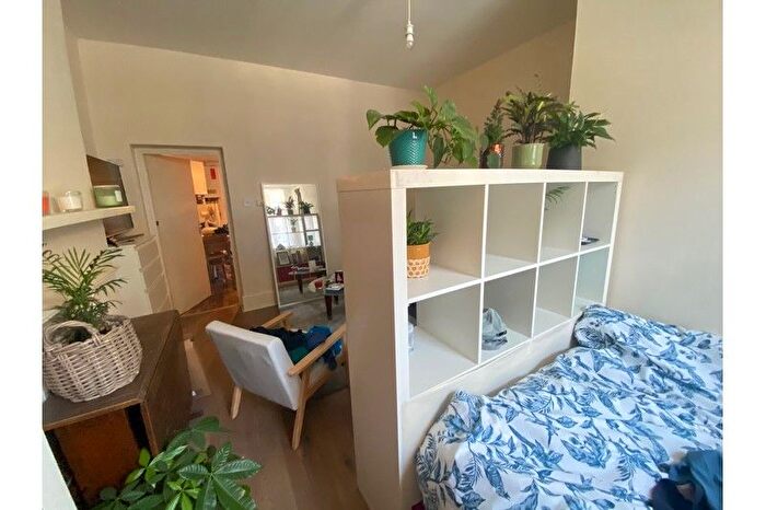 Studio To Rent In Macfarlane Road, Shepherds Bush, London, W12