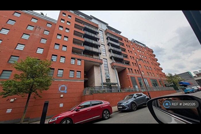 1 Bedroom Flat To Rent In The Quadrangle, Manchester, M1