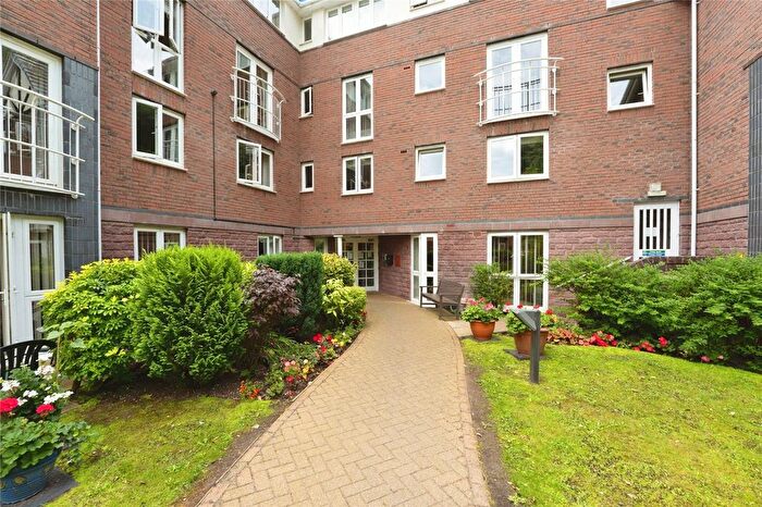 2 Bedroom Flat For Sale In Townbridge Court, Northwich, CW8