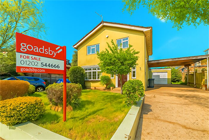 3 Bedroom Detached House For Sale In Queens Park, BH8