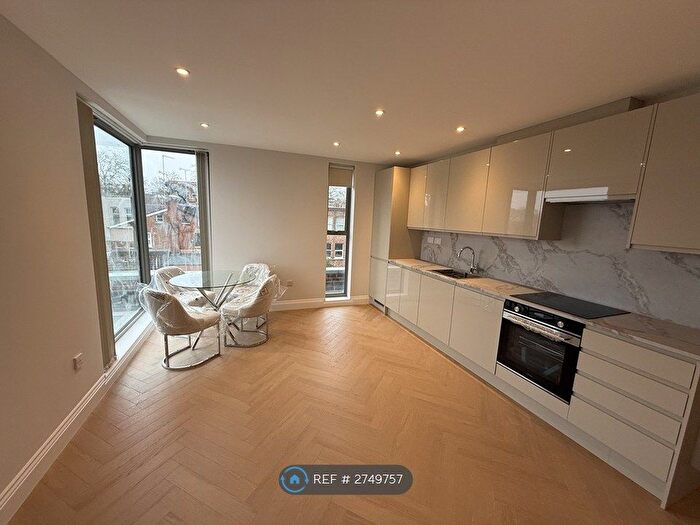 1 Bedroom Flat To Rent In Paul Court, London, N3