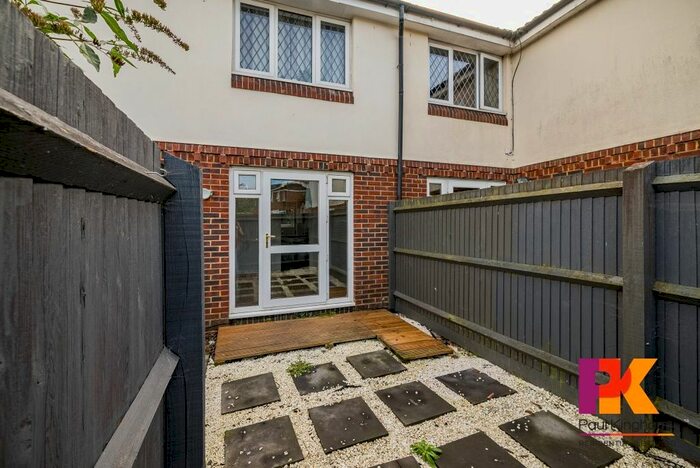 1 Bedroom Maisonette To Rent In Oldhams Meadow, Aylesbury, HP20