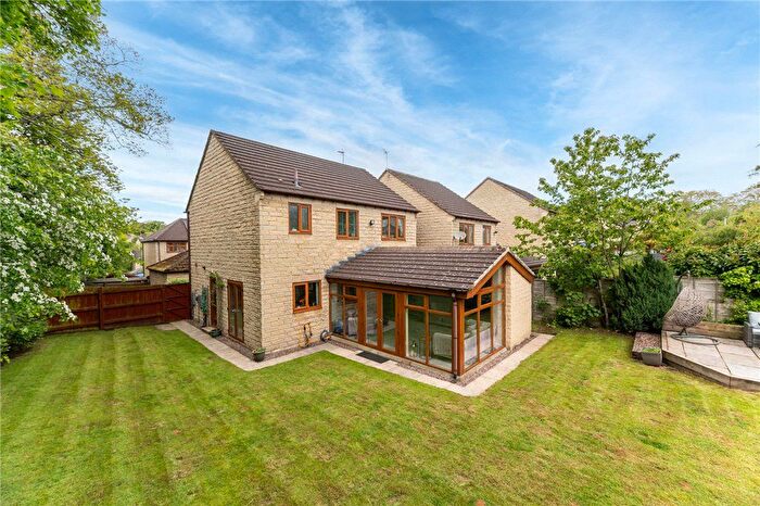 4 Bedroom Detached House For Sale In Nightingale Walk, Bingley, West Yorkshire, BD16