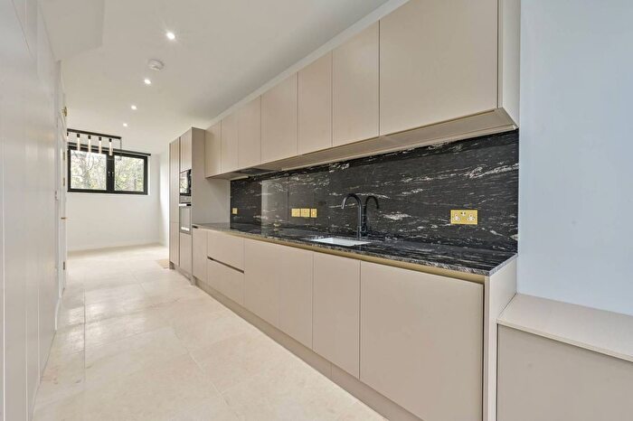 3 Bedroom Detached House To Rent In Ridgway Place, Wimbledon, London, SW19