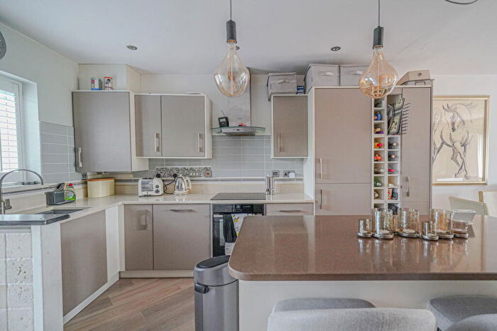 3 Bedroom Town House For Sale In Parkgate Mews, Shirley, Solihull, B90