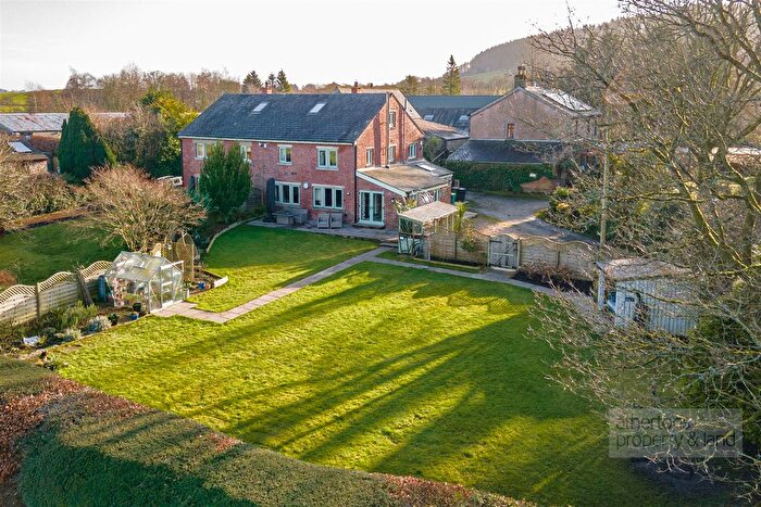 4 Bedroom Barn Conversion For Sale In Oakenclough Road, Goosnargh, Preston, PR3