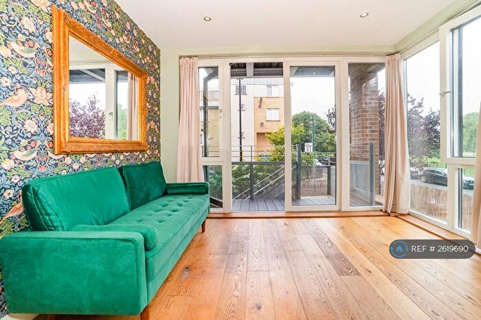 2 Bedroom Flat To Rent In City Mill Apartments, London, E8