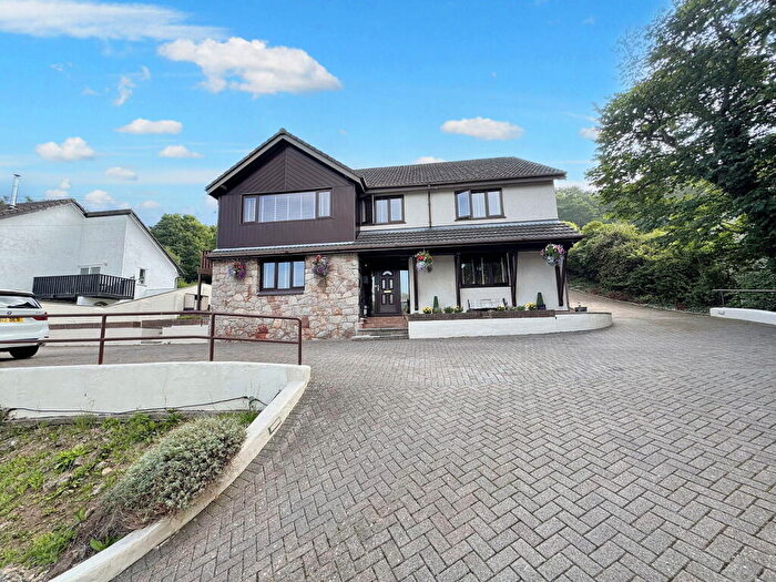 6 Bedroom Detached House For Sale In Rhyd-y-Foel, Abergele, LL22