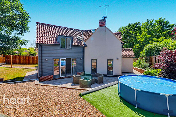 4 Bedroom Detached House For Sale In The Street, Ipswich, IP6