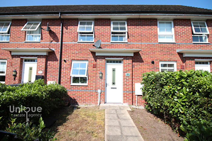 3 Bedroom Terraced House For Sale In Hawthorn Drive, Thornton-Cleveleys, FY5