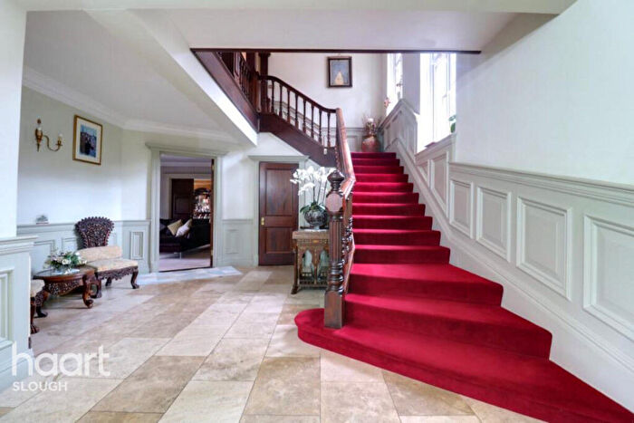 6 Bedroom Detached House To Rent In Fir Tree Avenue, Slough, SL2