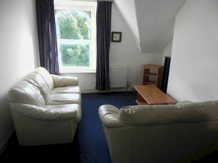 1 Bedroom Flat To Rent In Cwmdonkin Terrace, Uplands, Swansea, SA2