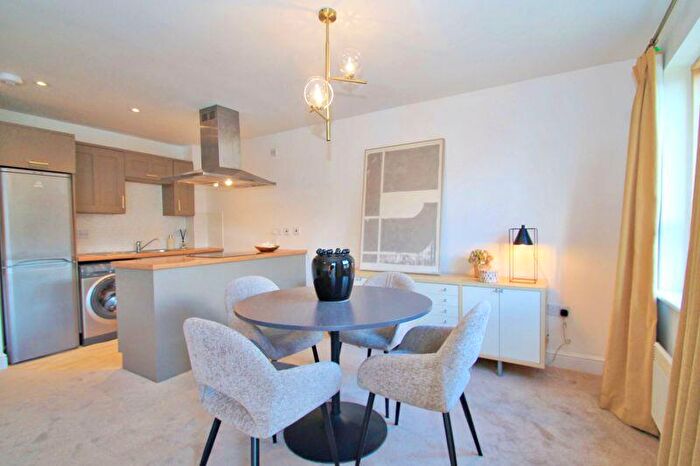 2 Bedroom Flat For Sale In Sovereign Place, Harrow, HA1