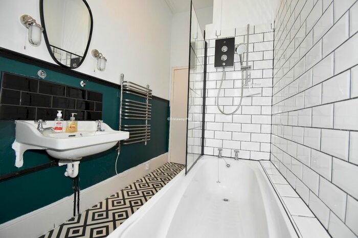 1 Bedroom Flat To Rent In Strangways Terrace, Truro, TR1