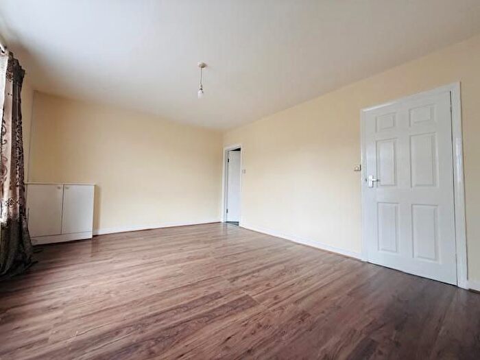 3 Bedroom Property To Rent In Uxbridge Road, Slough, SL2