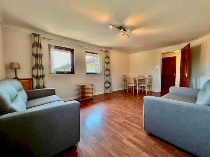 2 Bedroom Flat To Rent In North Werber Place, Fettes, Edinburgh, EH4