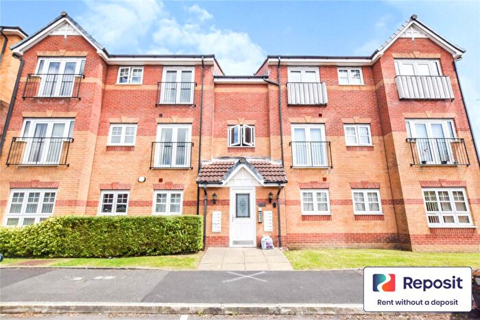 2 Bedroom Flat To Rent In Lentworth Drive, Walkden, M28