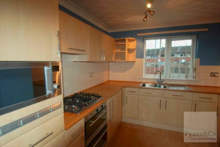 2 Bedroom Flat To Rent In Templemere, Norwich, NR3