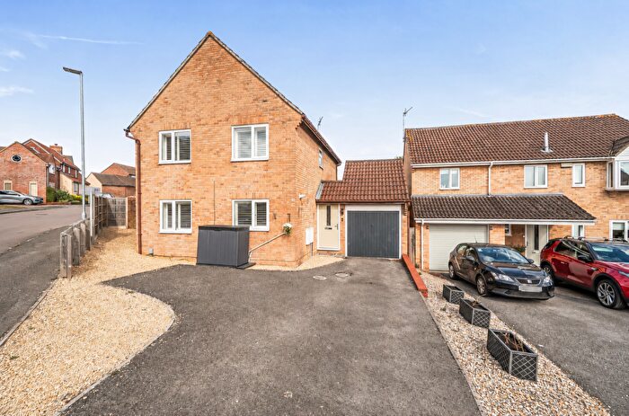 4 Bedroom Detached House For Sale In Garraways, Royal Wootton Bassett, Royal Wootton Bassett, SN4